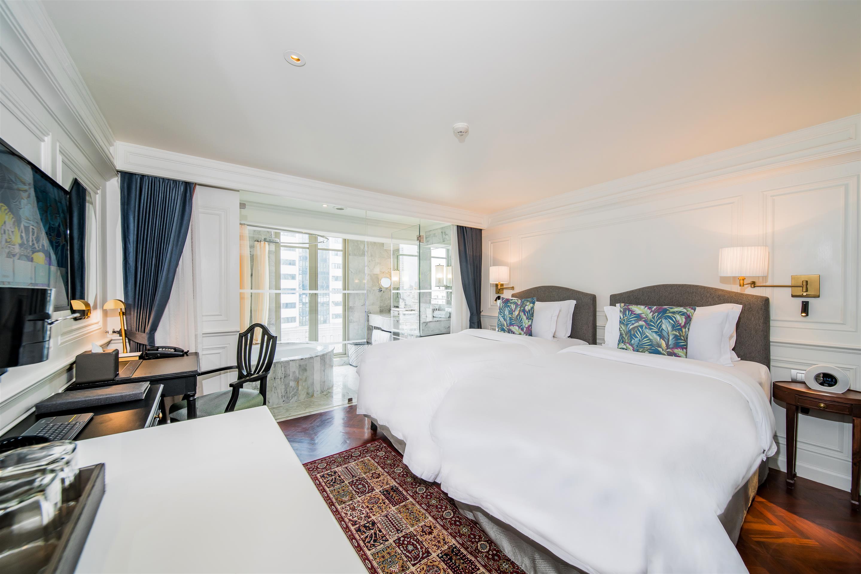 Akara Deluxe Twin Room